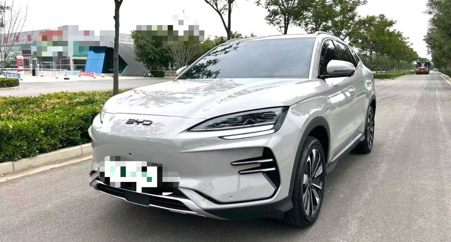 Used 2024 BYD song plus SUV 9000km Milage