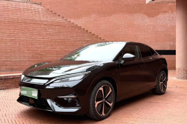 Used 2024 BYD song L EV SUV 7000km Milage