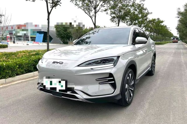 Used 2024 BYD song plus SUV 9000km Milage
